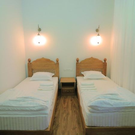 Guesthouse Muqaddam Bukhara Bagian luar foto
