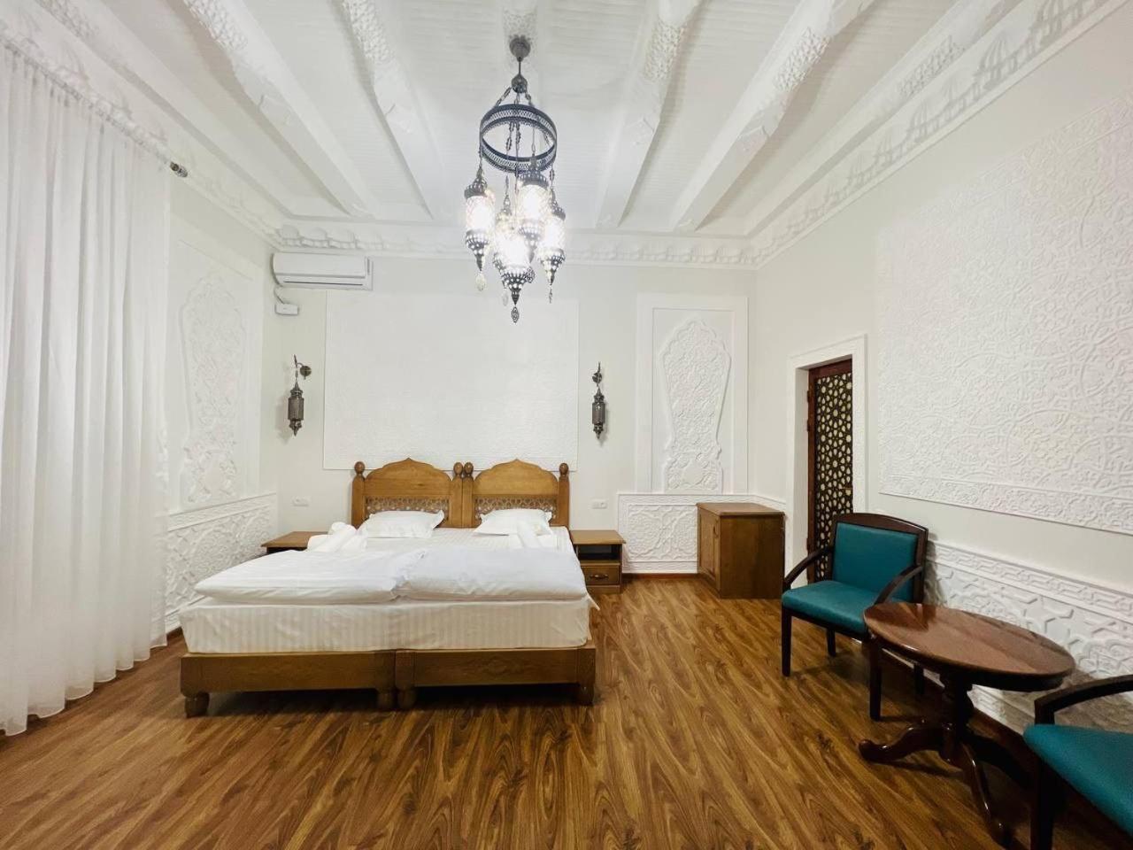 Guesthouse Muqaddam Bukhara Bagian luar foto