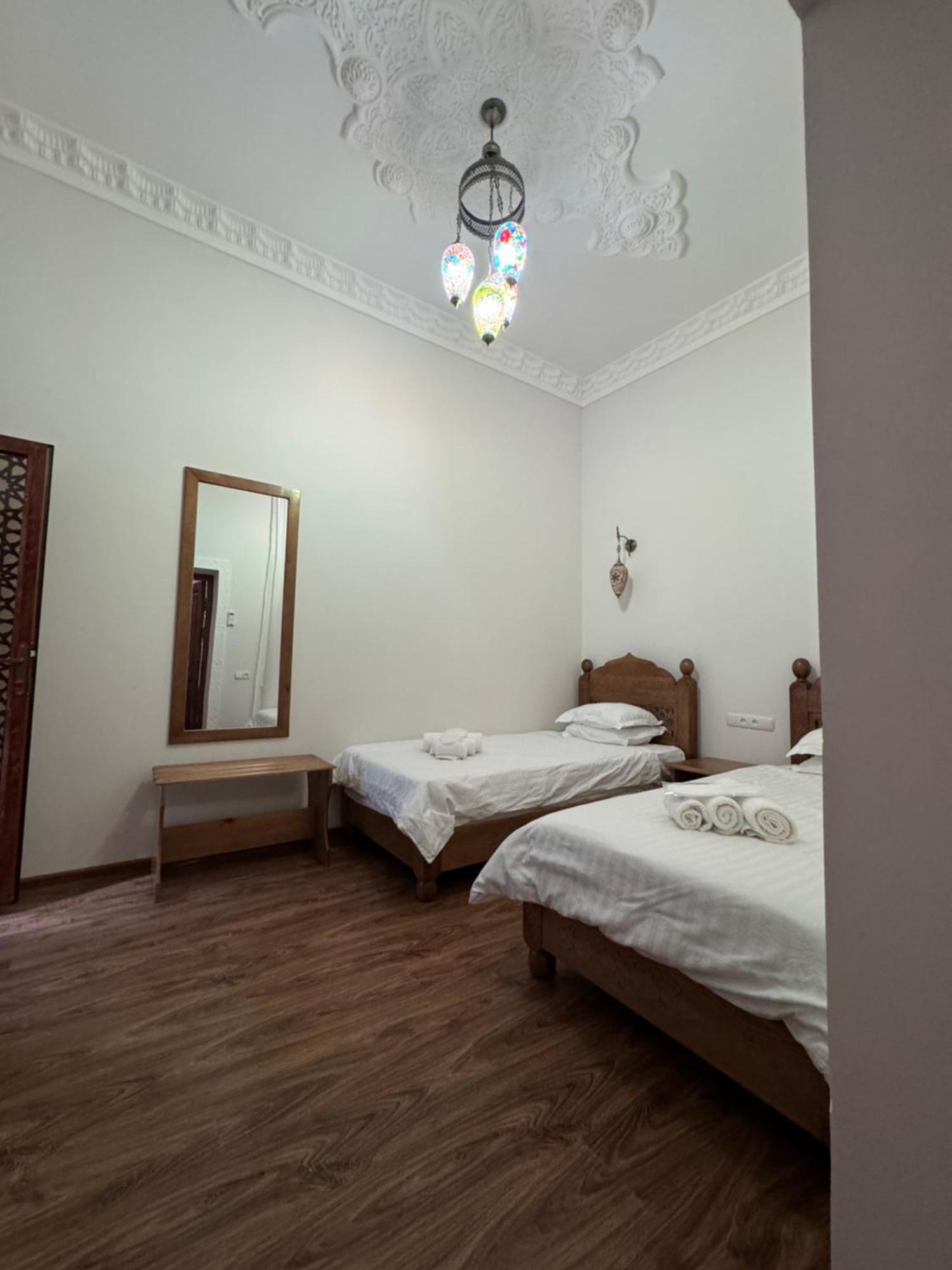 Guesthouse Muqaddam Bukhara Bagian luar foto